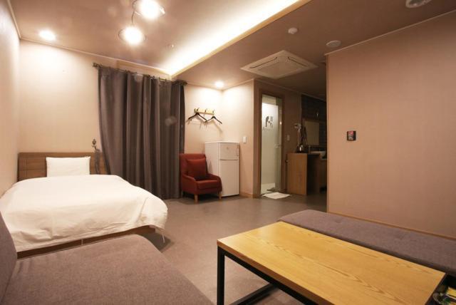 A7 Hotel Сувон Екстериор снимка